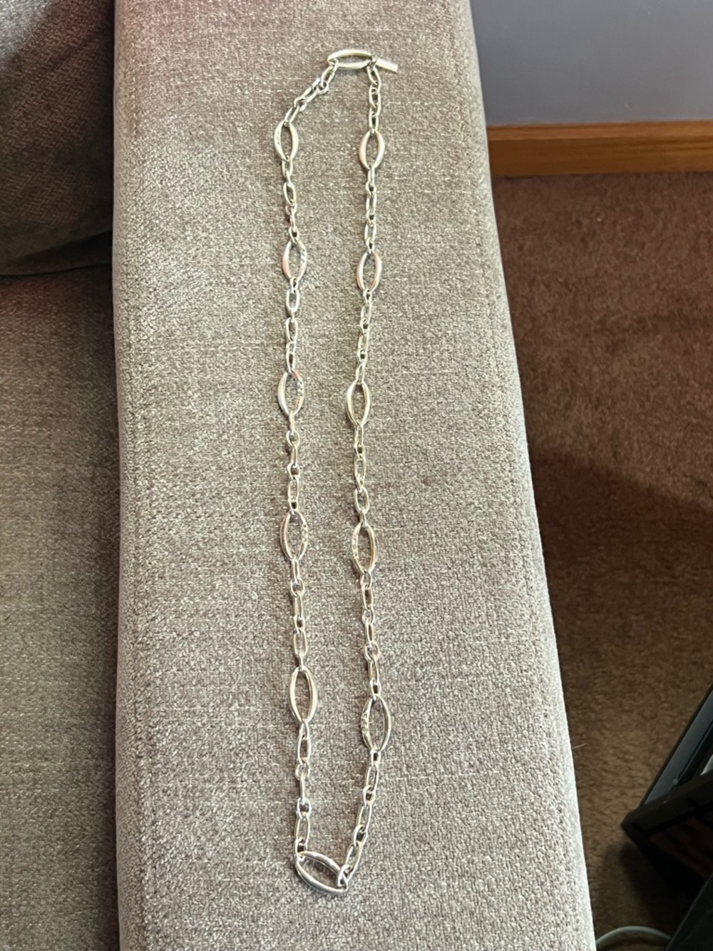 Silver Link Chain Necklace - Polished Oval Links N129